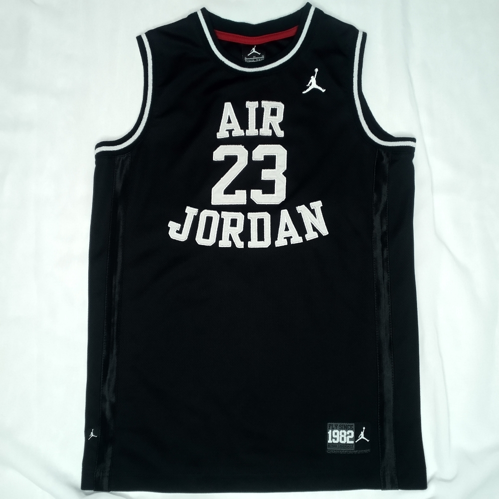 Jordan 23 AIR JORDAN Basketball Jersey Youth XL Black/White Stitch Letters/#'s - Picture 1 of 11